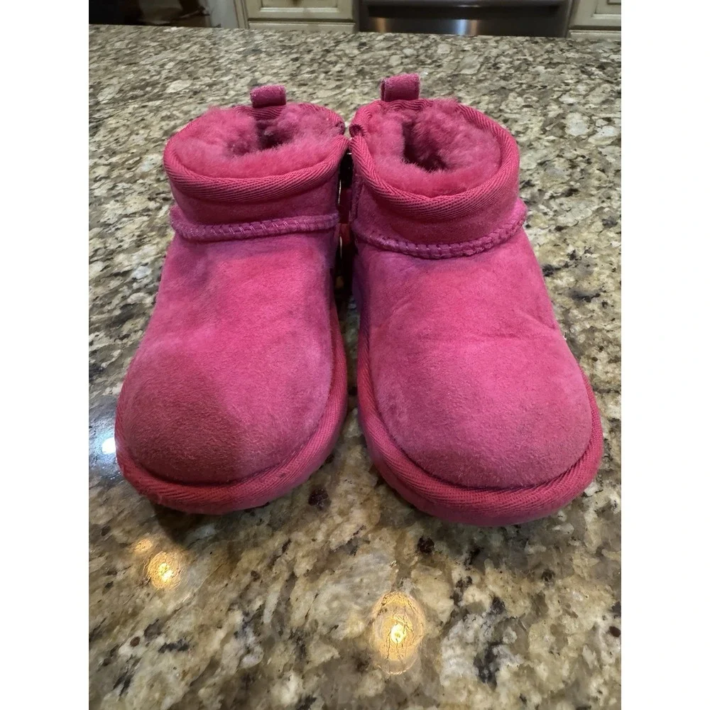 UGG Kids' Classic Ultra Mini Boots Bright Pink Size 8
